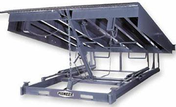 Rampa Niveladora Mecanica Marca Pioneer, 6' X 8'