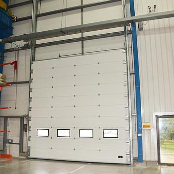 Puerta Seccional de Paneleria Isotermica Apertura Tipo Vertical Lift